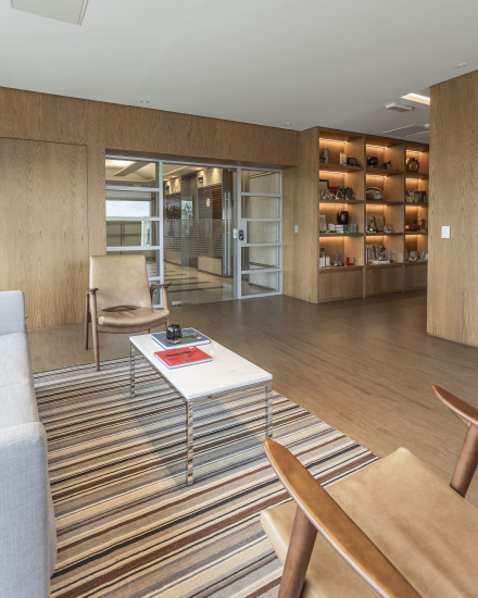 Fernando Piva - Santos Neto Advogados - Foto Eduardo Pozella - Hall de Entrada