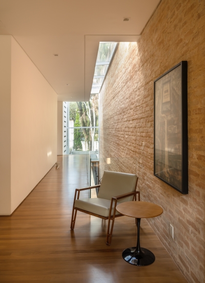 Fernando Piva - circulação - casa Jardim Europa